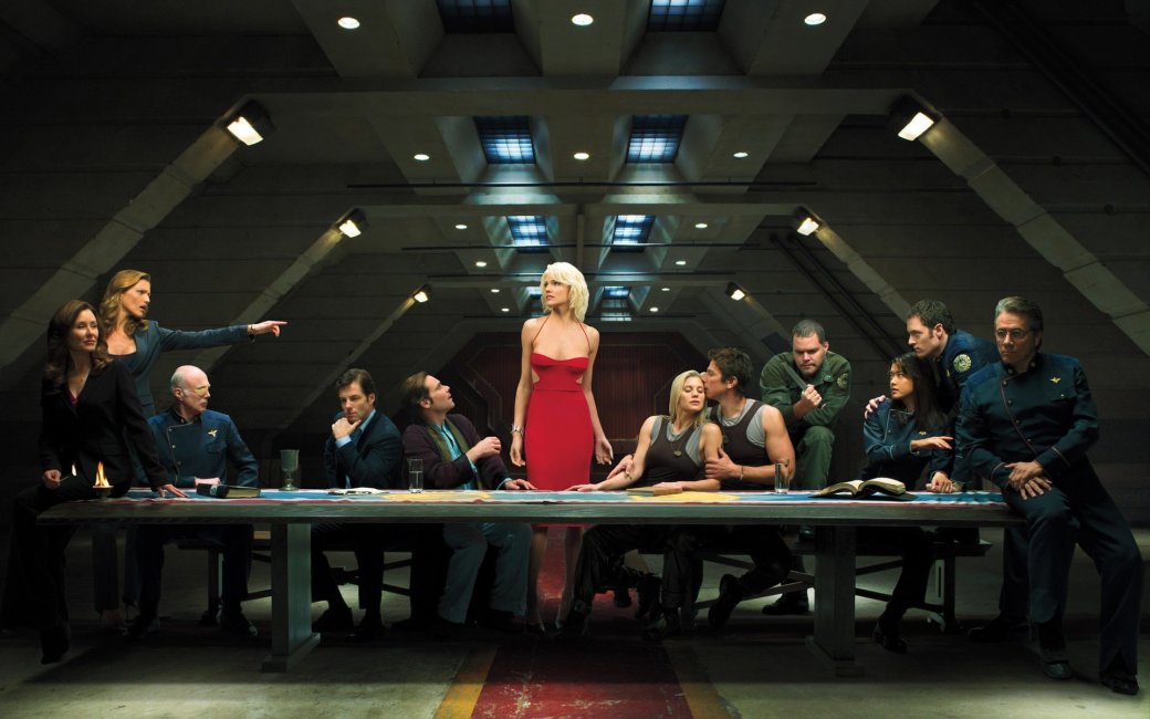 Режиссер «Голодных игр» поставит фильм по сериалу Battlestar Galactica - Изображение 1 Режиссер «Голодных игр» поставит фильм по сериалу Battlestar Galactica - Изображение 1