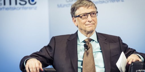 Билла Гейтса обвинили в «создании» пандемии коронавируса